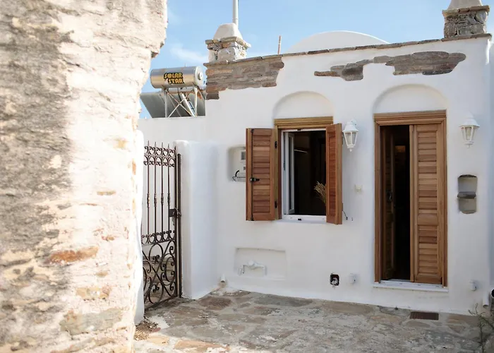 Naxos Heritage Βίλα Άνω Σαγκρί